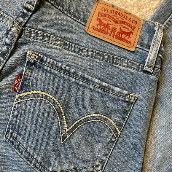 💕 Levi’s Size 24 524 Skinny Light Wash Jeans - Picture 11 of 13